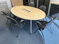 Vergadertafel + 5x vergaderstoel