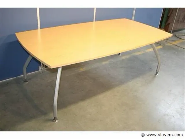 Vergadertafel ceka - afbeelding 1 van  2