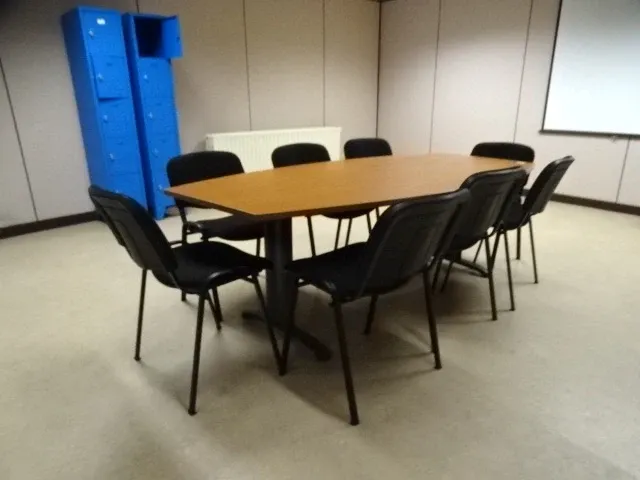 Vergadertafel met 8 stoelen - afbeelding 2 van  3