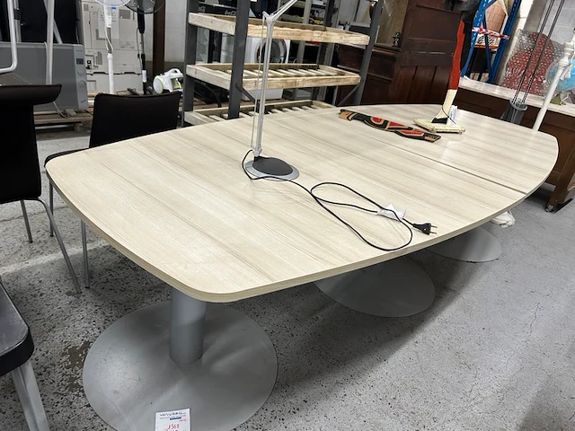 Vergadertafel - afbeelding 1 van  4