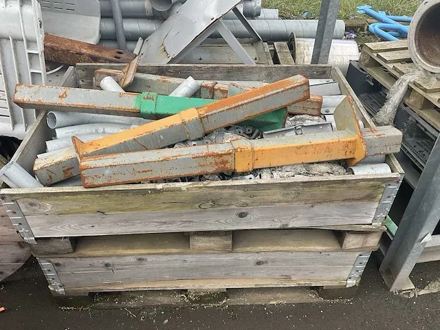 Vergokan grote partij diverse kabelgoten en kabelladders - afbeelding 4 van  13