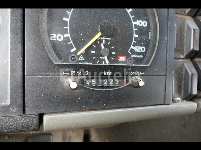 Verhuiswagen met achterlap volvo fl6-140 (1986-451.079 km-vin:yb1e6axgb405329) - afbeelding 30 van  37