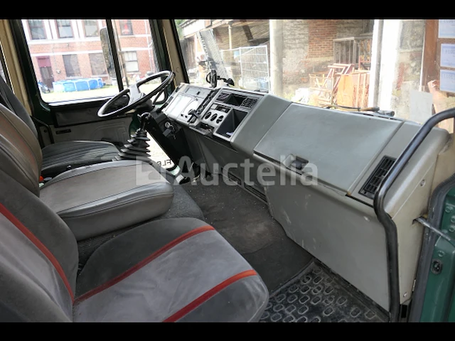 Verhuiswagen met achterlap volvo fl6-140 (1986-451.079 km-vin:yb1e6axgb405329) - afbeelding 33 van  37