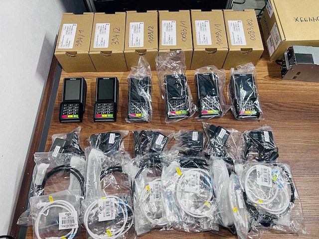 Verifone - payment terminal - pinautomaten (6x) - afbeelding 1 van  3