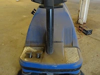 Verijdbare borstelmachine - afbeelding 7 van  13