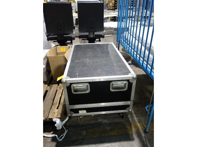 Verijdbare flightcase - afbeelding 1 van  3