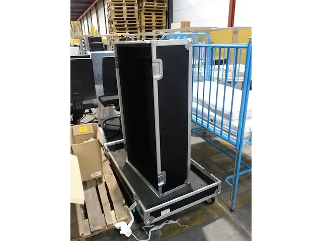 Verijdbare flightcase - afbeelding 3 van  3