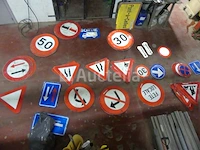 Verkeerstekens - afbeelding 2 van  3