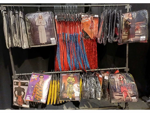 Verkleedkostuums volwassenen halloween - deel 1 (74x) - afbeelding 1 van  5