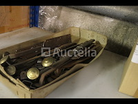 Verkoop van diverse hardware, keukenkastscharnieren, deursloten,... - afbeelding 5 van  16