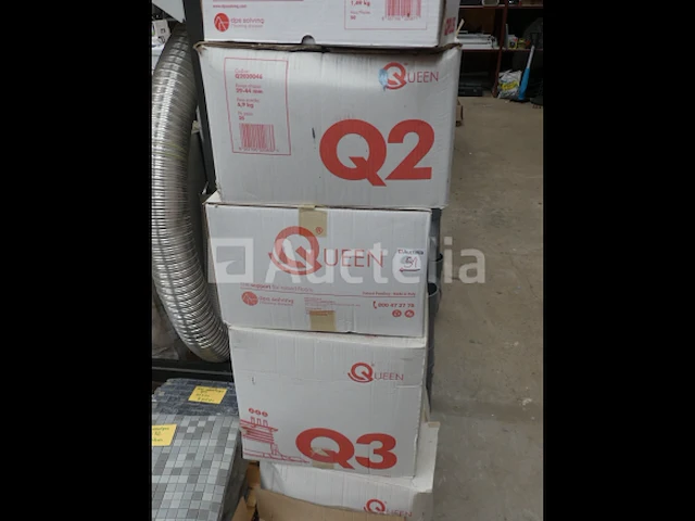 Verkoop van diverse tegels - afbeelding 4 van  16
