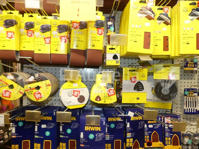 Verkoop van schuuraccessoires en apparatuur - afbeelding 4 van  6