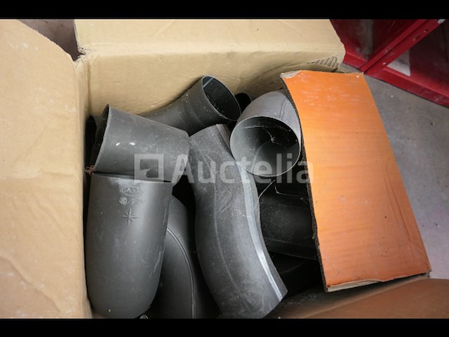 Verkoop van zinken platen, forex panelen, paneelwagens, würth planken en inhoud - afbeelding 6 van  19