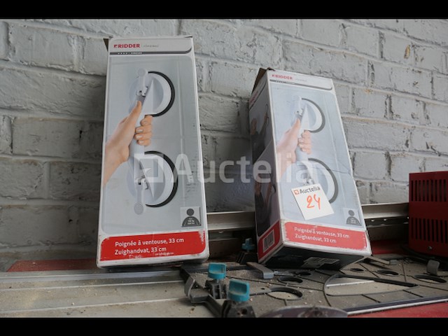 Verkoop van zinken platen, forex panelen, paneelwagens, würth planken en inhoud - afbeelding 11 van  19