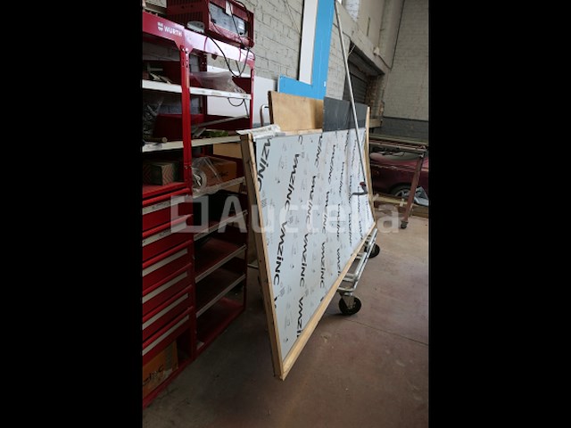 Verkoop van zinken platen, forex panelen, paneelwagens, würth planken en inhoud - afbeelding 1 van  19