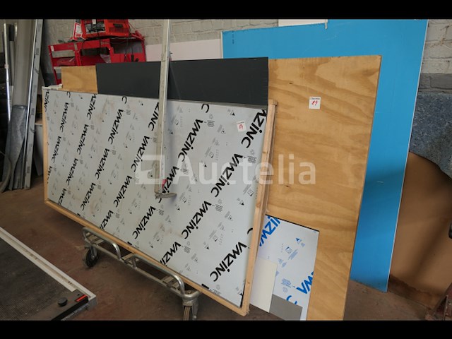Verkoop van zinken platen, forex panelen, paneelwagens, würth planken en inhoud - afbeelding 13 van  19