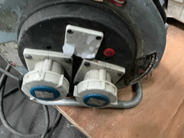 Verlengkabelhaspels (3x) - afbeelding 3 van  6