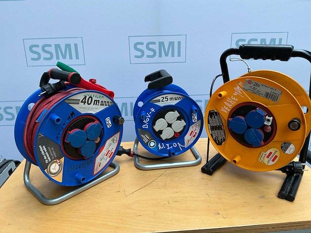 Verlengkabelhaspels elektrisch (3x) - afbeelding 1 van  14