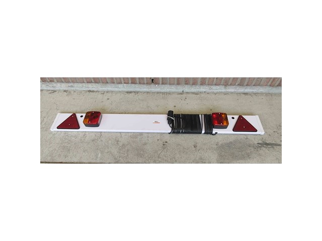 Verlichtingsbalk 12v gopart la91284gp 1370mm - afbeelding 1 van  2