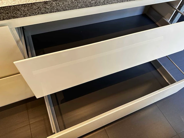 Verlo - bilbao - showroomkeuken - afbeelding 2 van  39