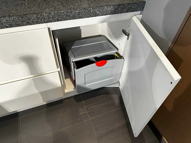 Verlo - bilbao - showroomkeuken - afbeelding 15 van  39