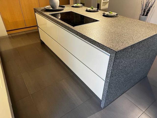 Verlo - bilbao - showroomkeuken - afbeelding 34 van  39