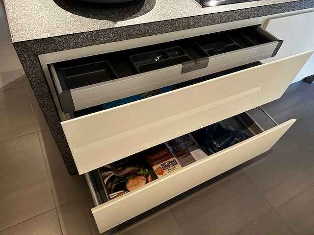 Verlo - bilbao - showroomkeuken - afbeelding 36 van  39