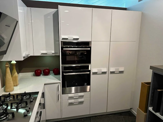 Verlo - showroomkeuken - afbeelding 12 van  35