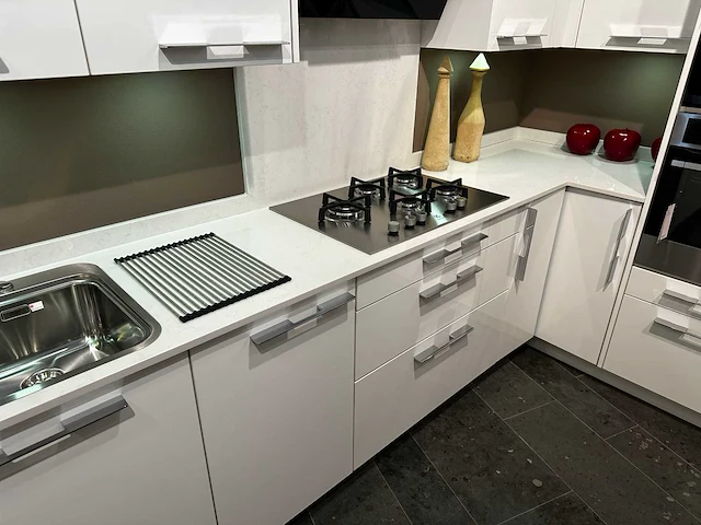 Verlo - showroomkeuken - afbeelding 30 van  35