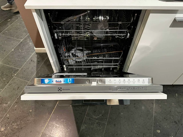 Verlo - showroomkeuken - afbeelding 32 van  35