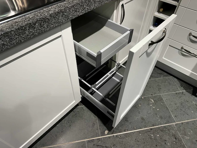 Verlo - showroomkeuken - afbeelding 8 van  30