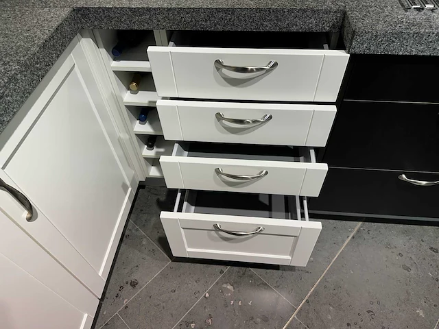 Verlo - showroomkeuken - afbeelding 14 van  30