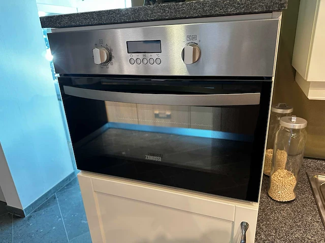 Verlo - showroomkeuken - afbeelding 25 van  30