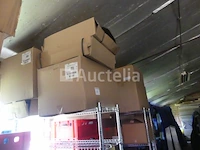 Verpakkingen, trays, emmers, potten, terrines (grote hoeveelheid) - afbeelding 19 van  28