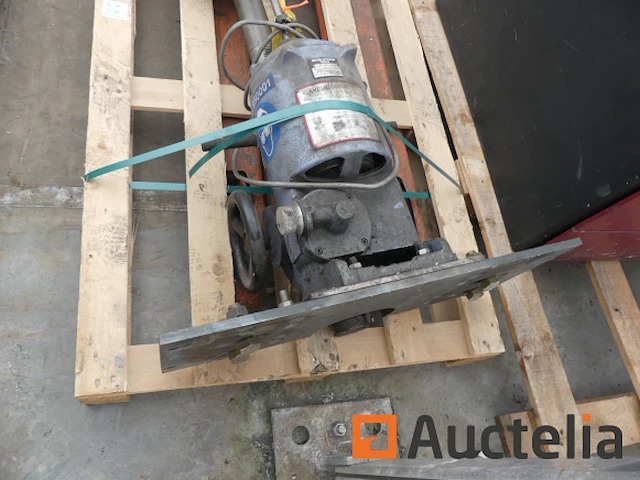 Verplaatsbare uitboormachine berco - afbeelding 4 van  5