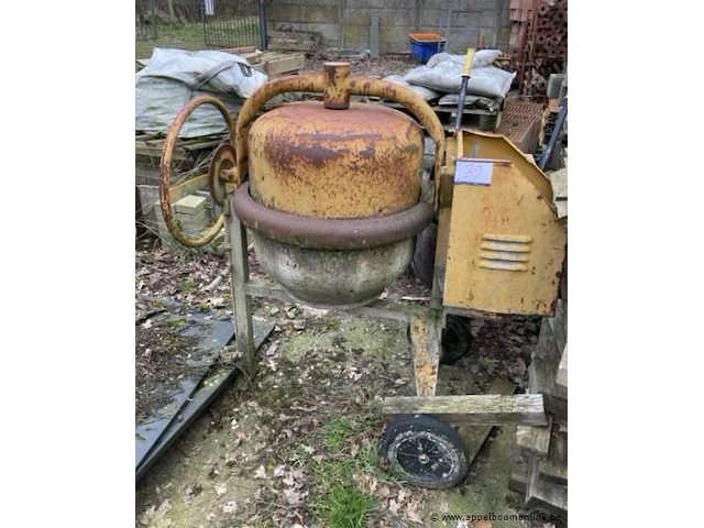 Verr betonmolen - afbeelding 1 van  1