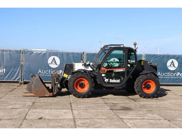 Verreiker bobcat tl358d diesel 74kw 2600kg 5.8m 2017 - afbeelding 1 van  1