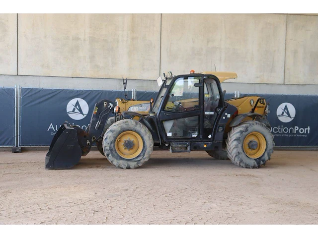 Verreiker caterpillar th337c diesel 3300kg 7.3m 2015 - afbeelding 1 van  1