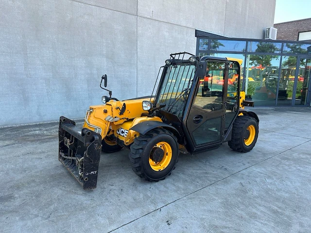 Verreiker jcb 525-60 diesel 2500kg 7m 2015 - afbeelding 1 van  1