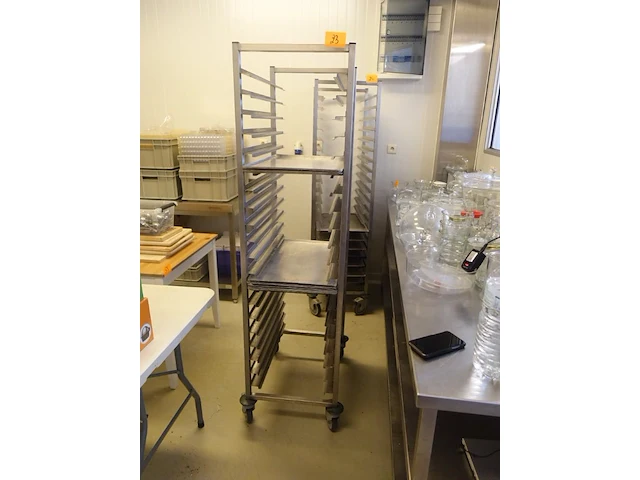 Verrijbaar rvs regaalwagen - afbeelding 1 van  2