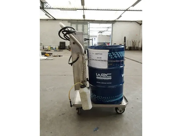 Verrijdbaar inox pompsysteem pentosin - afbeelding 2 van  6