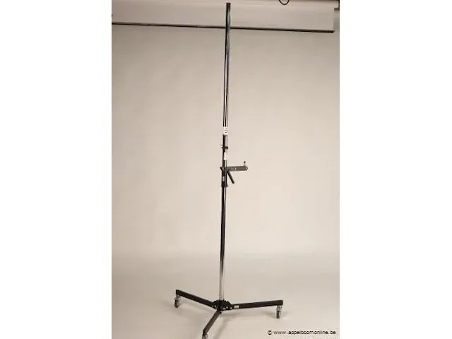 Verrijdbaar lampstatief manfretto 231 - afbeelding 1 van  2