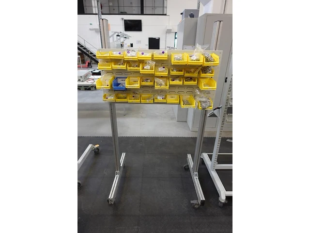 Verrijdbaar metalen rek - afbeelding 3 van  4