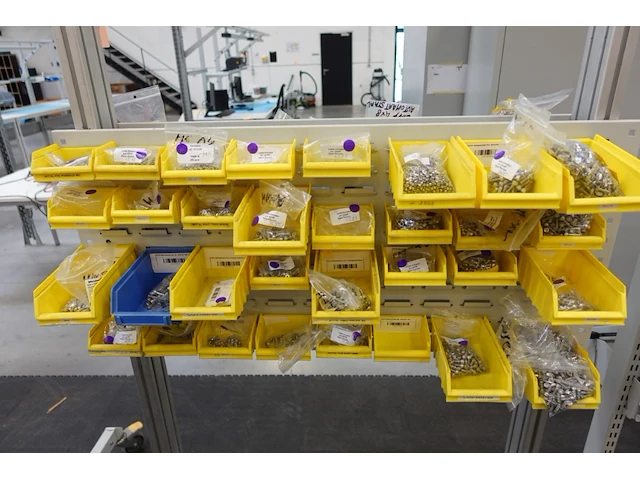 Verrijdbaar metalen rek - afbeelding 4 van  4