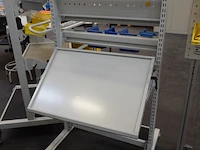 Verrijdbaar metalen rek - afbeelding 1 van  2