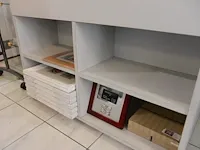 Verrijdbaar schab met kaders - afbeelding 2 van  10