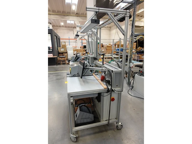 Verrijdbaar teststation - afbeelding 4 van  7