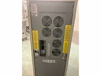 Verrijdbare accu noodstroomgroep masterguard ups series c 15 kva - afbeelding 6 van  9