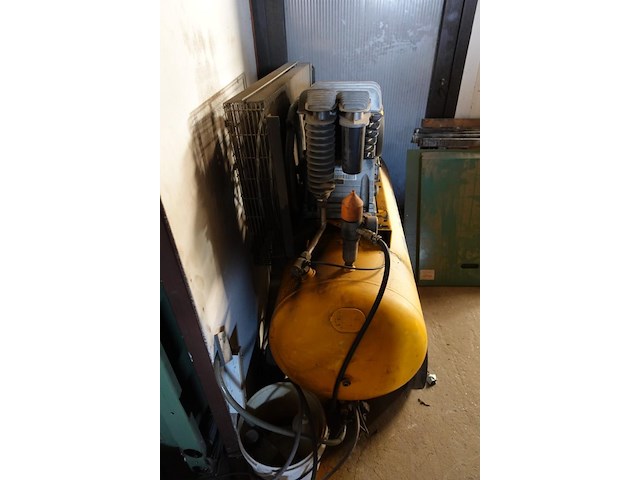 Verrijdbare compressor ironside - afbeelding 3 van  3