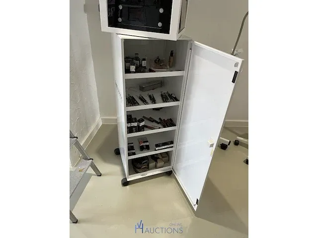 Verrijdbare display sans soucis compleet met inhoud - afbeelding 4 van  8